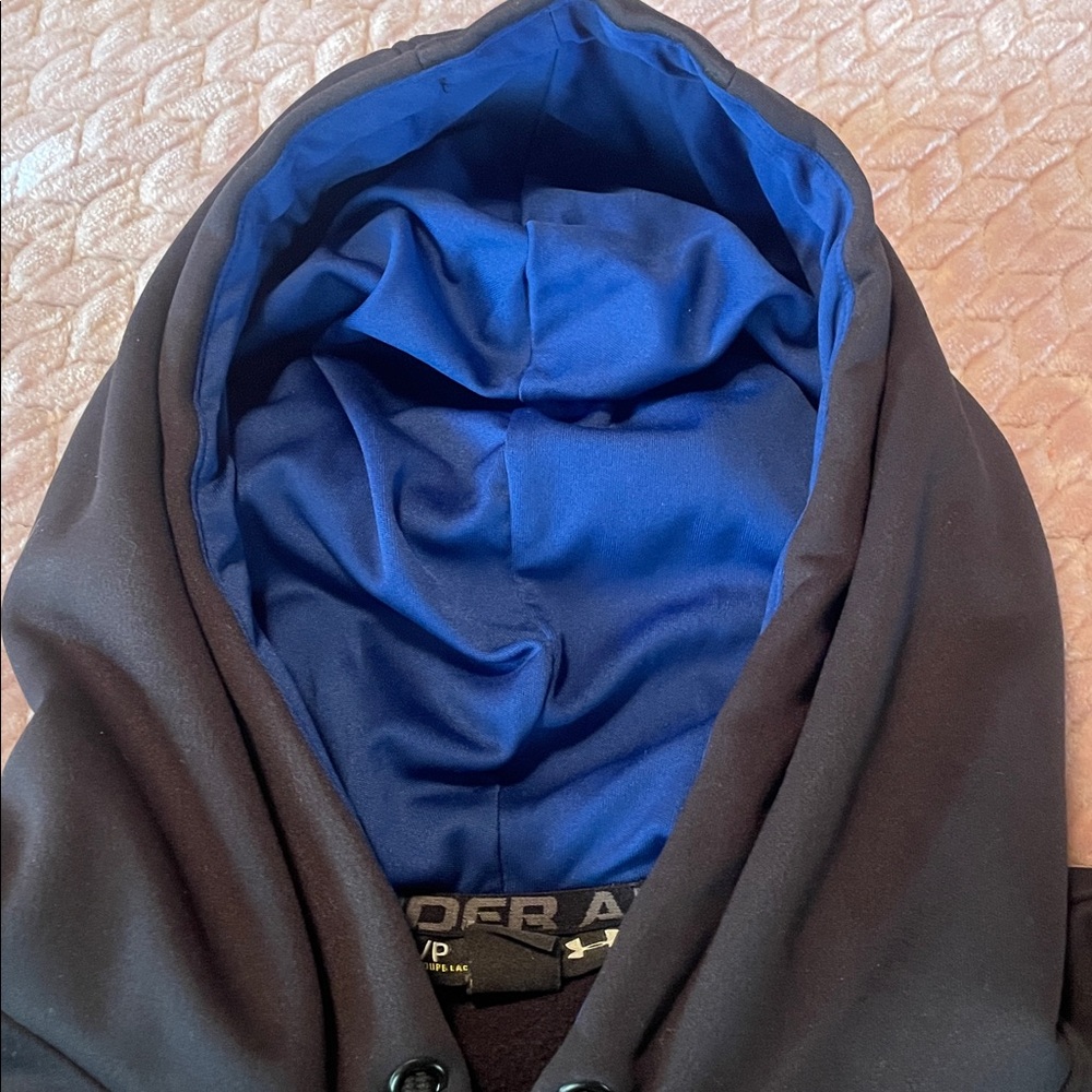 Under Armour men’s hoodie - size Small - Picture 2 of 10